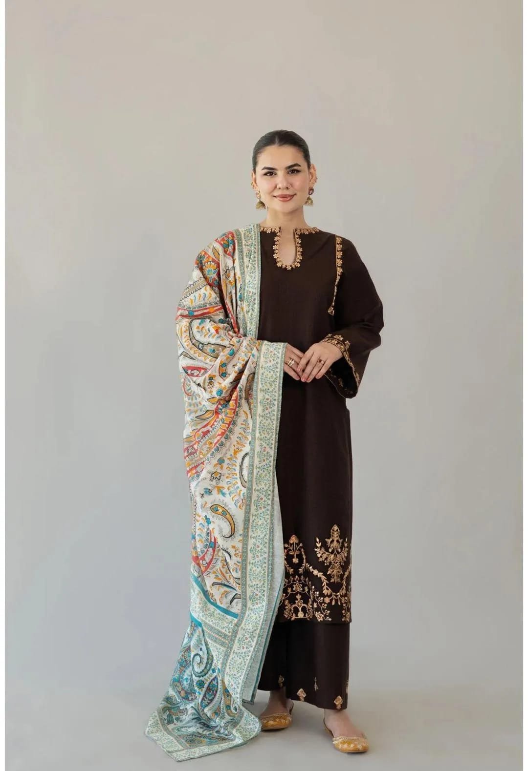 Lawn 3-Piece Suit with Gold Embroidery & Digital Print - Image 4